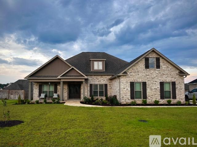 4 BR, 2 BA Apartment 115 Blue Mist Lane, Kathleen, GA 31047