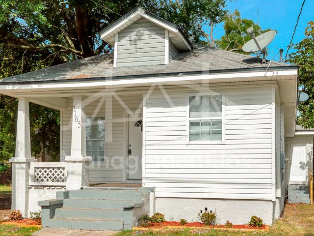 4 BR, 2 BA Apartment 1165 Hart St, Jacksonville, FL 32209