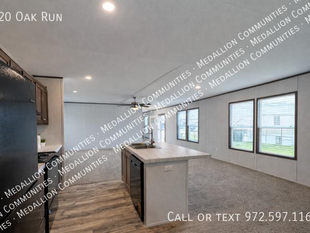 4 BR, 2 BA Apartment 120 Oak Run, College Station, TX 77845