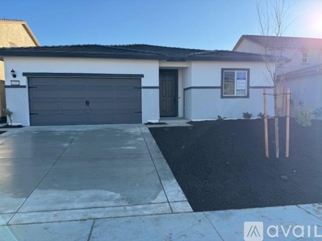 4 BR, 2 BA Apartment 12662 Snowy Owl Way, Rancho Cordova, CA 95742