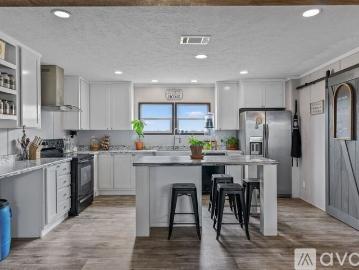 4 BR, 2 BA Apartment 1308 Rs County Road 1310, Point, TX 75472
