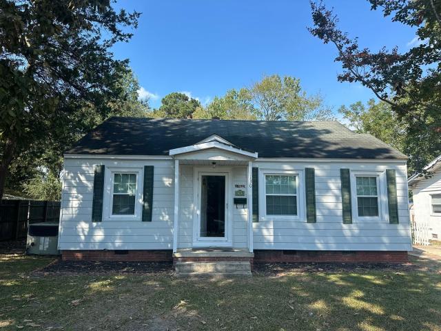 4 BR, 2 BA Apartment 130 S Fairview Circle, Tarboro, NC 27886