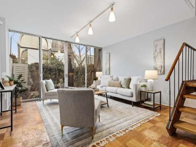 4 BR, 2 BA Apartment 1316 4th St SW, Washington, DC 20024
