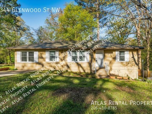 4 BR, 2 BA Apartment 1344 Glenwood St NW, Center Point, AL 35215