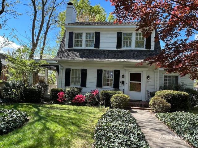 4 BR, 2 BA Apartment 2423 Avenham Ave SW, Roanoke, VA 24014