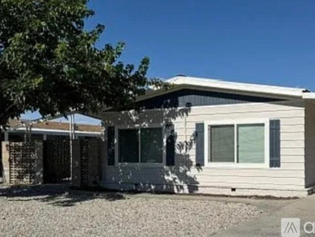 4 BR, 2 BA Apartment 25007 Howard Dr, Hemet, CA 92544