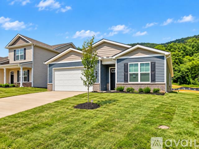 4 BR, 2 BA Apartment 255 N Rolling Mdws Dr, Harriman, TN 37748