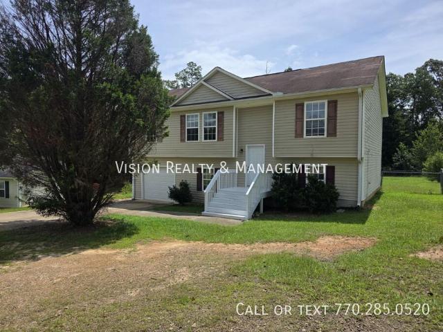 4 BR, 2 BA Apartment 258 Lambert Overlook Cir, Carrollton, GA 30117