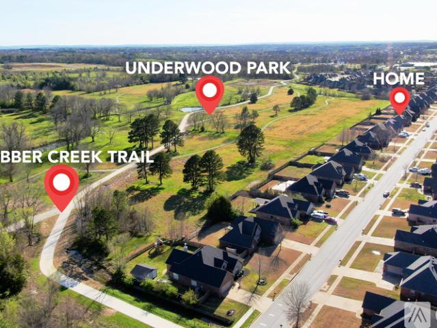 4 BR, 2 BA Apartment 2715 Vanike Dr, Fayetteville, AR 72704