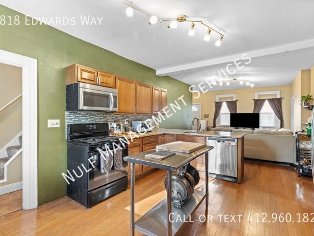 4 BR, 2 BA Apartment 2818 Edwards Way, Pittsburgh, PA 15203