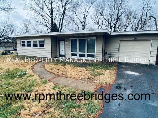4 BR, 2 BA Apartment 28 Redwood Drive, Florissant, MO 63031