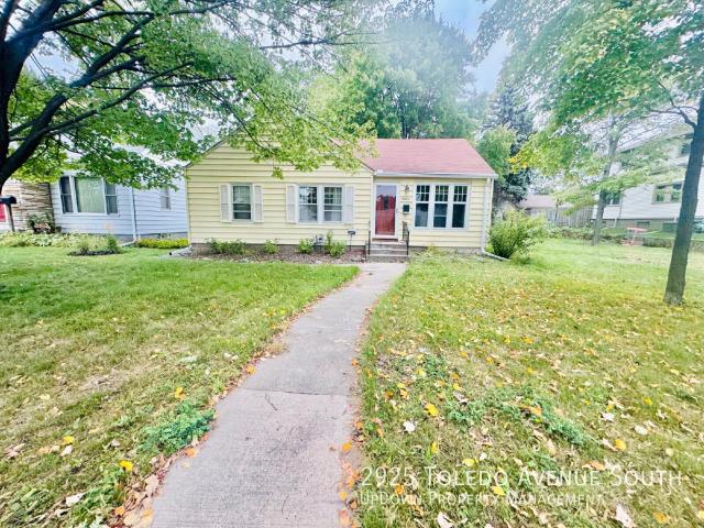 4 BR, 2 BA Apartment 2925 Toledo Avenue South, St. Louis Park, MN 55416