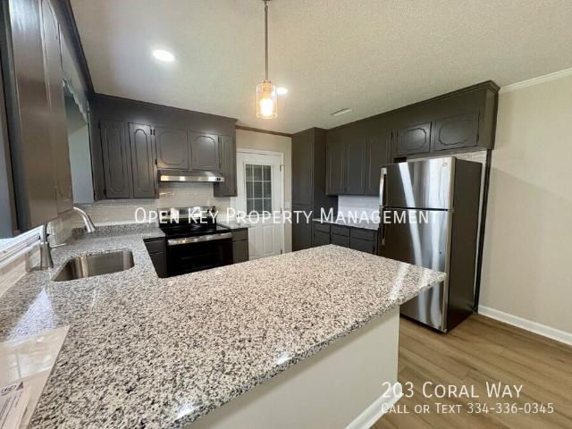 4 BR, 2 BA Apartment 203 Coral Way, Enterprise, AL 36330