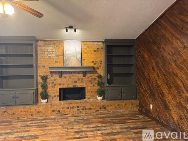 4 BR, 2 BA Apartment 2001 Rushing Springs Trail, Edmond, OK 73013