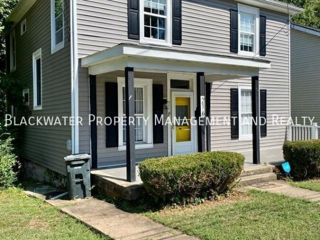 4 BR, 2 BA Apartment 216 Saint Augustine St, Lynchburg, VA 24501