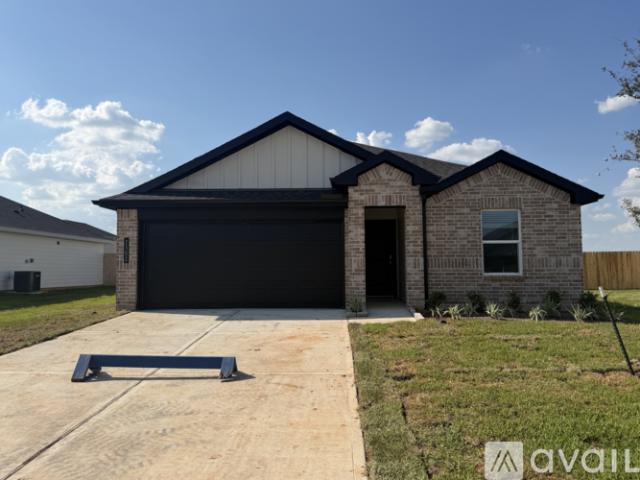 4 BR, 2 BA Apartment 2302 Perdido Bay Lane, Seal, TX 77474