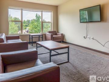 4 BR, 2 BA Apartment 234 N Prince St, Unit 202 B, Whitewater, WI 53190
