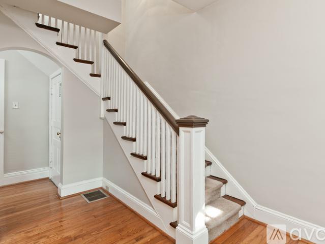 4 BR, 2 BA Apartment 23 S Jefferson St, Unit 1, Frederick, MD 21701