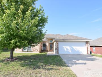 4 BR, 2 BA Apartment 3411 Lauren St, Copperas Cove, TX 76522