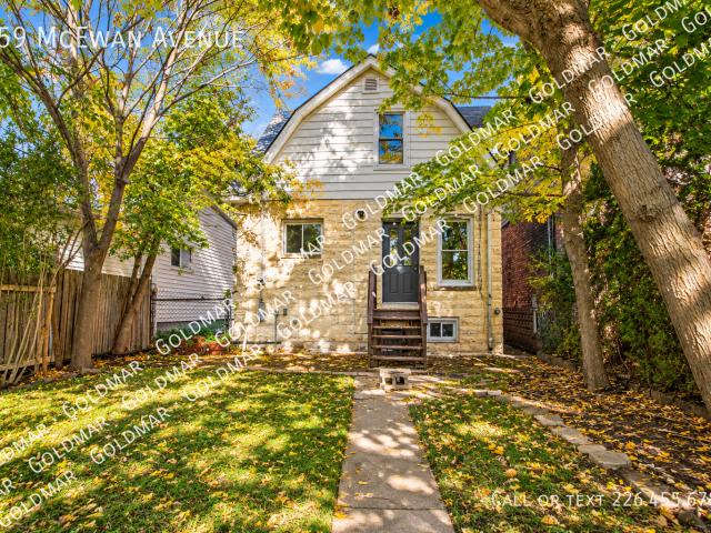 4 BR, 2 BA Apartment 359 McEwan Avenue, Windsor, ON N9B 2E5