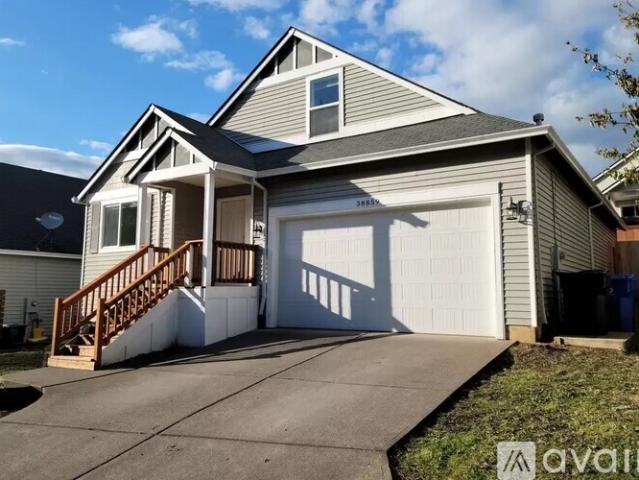 4 BR, 2 BA Apartment 38859 Jerger Street, Sandy, OR 97055