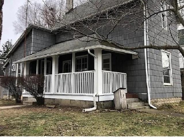 4 BR, 2 BA Apartment 303 W 2nd St, Anderson, IN 46016