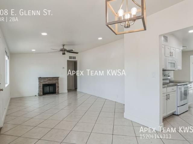 4 BR, 2 BA Apartment 308 E. Glenn St Tucson, AZ 85705