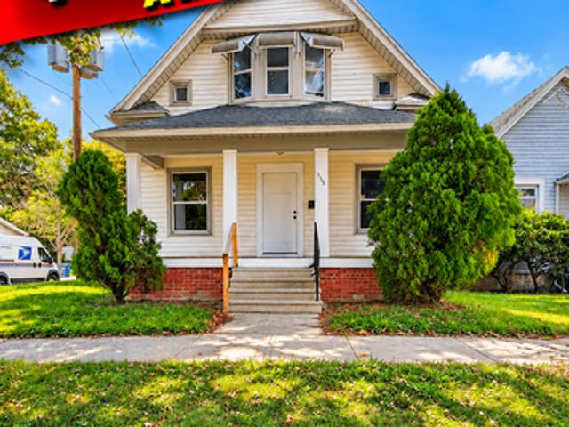 4 BR, 2 BA Apartment 3156 Elm St, Toledo, OH 43608