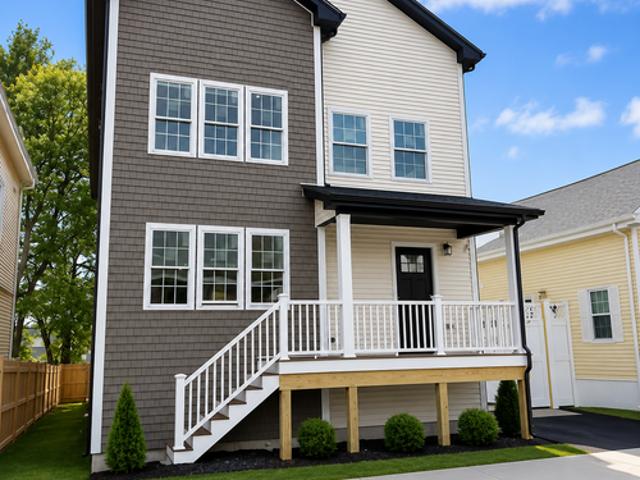 4 BR, 2 BA Apartment 31 Vandewater St, Unit 1, Providence, RI 02908