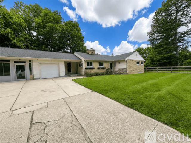 4 BR, 2 BA Apartment 4477 E Centerville Rd, Spring Valley, OH 45370