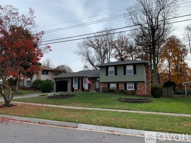 4 BR, 2 BA Apartment 4504 Bestor Drive, Rockville, MD 20853
