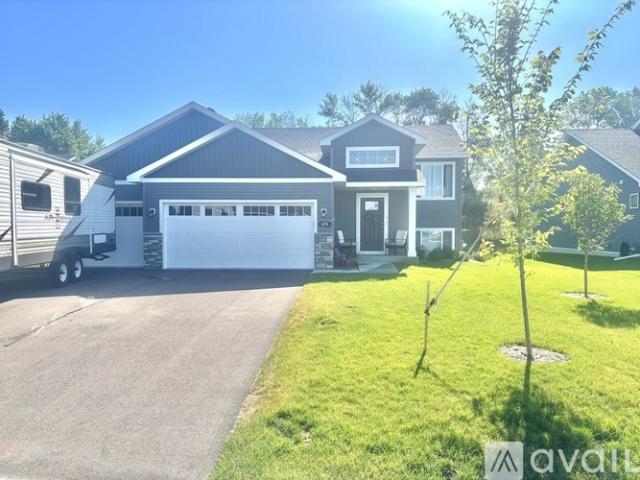4 BR, 2 BA Apartment 451 Mallard St NE, Hanover, MN 55341