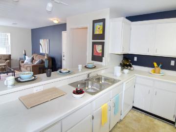 4 BR, 2 BA Apartment 4915 Belle Chase Blvd Unit 0431A, Lansing, MI 48910