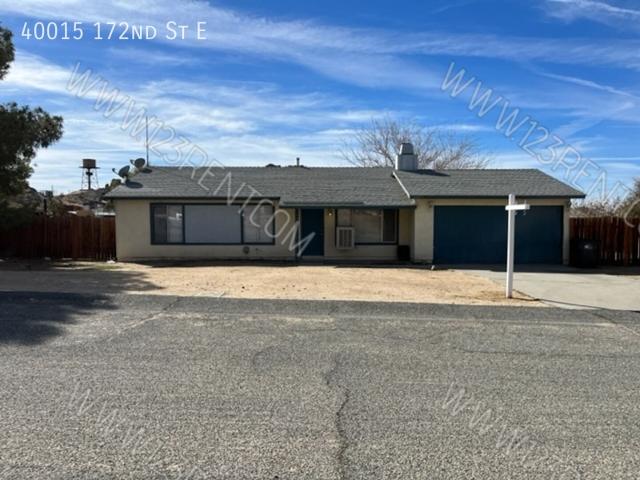 4 BR, 2 BA Apartment 40015 172nd St E, Palmdale, CA 93591