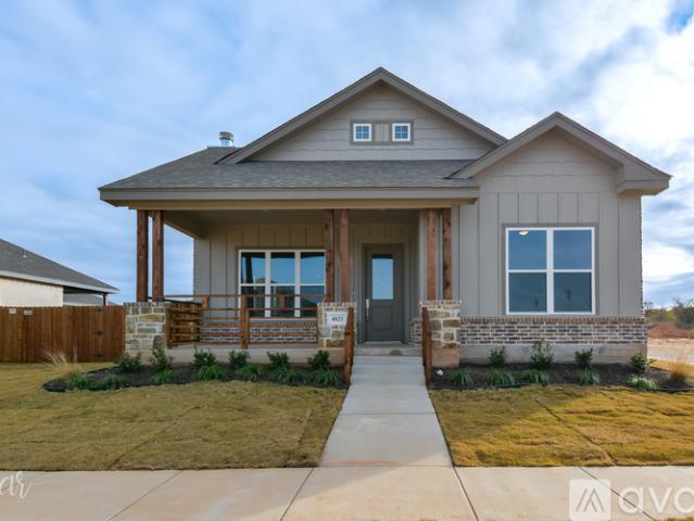 4 BR, 2 BA Apartment 4021 Legacy Blvd, Clyde, TX 79510