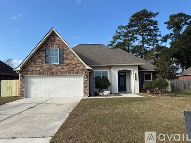 4 BR, 2 BA Apartment 42245 Wood Ave, Ponchatoula, LA 70454