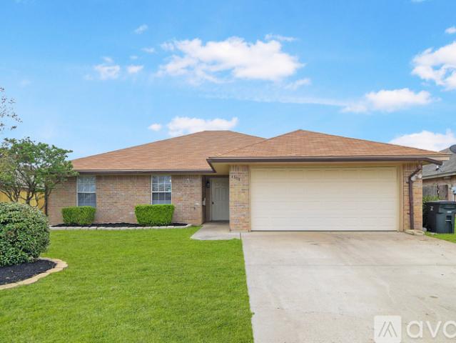 4 BR, 2 BA Apartment 4304 Lonesome Dove Dr, Killeen, TX 76549