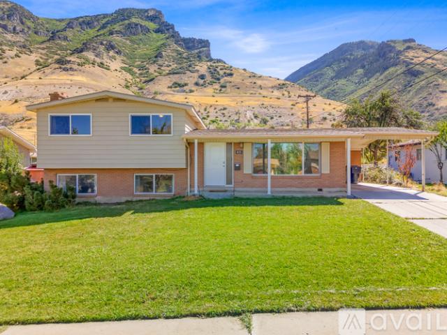 4 BR, 2 BA Apartment 435 South 1450 East Street, Provo, UT 84606