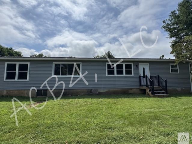 4 BR, 2 BA Apartment 43 Memory Ln, Blue Ridge, VA 24064