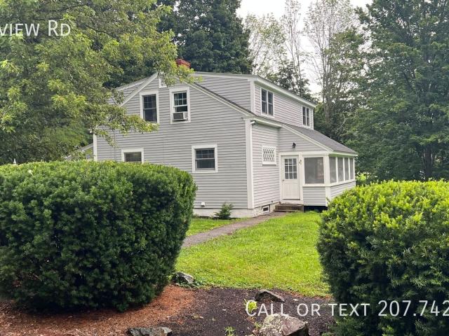 4 BR, 2 BA Apartment 4 Bayview Rd, Durham, NH 03824