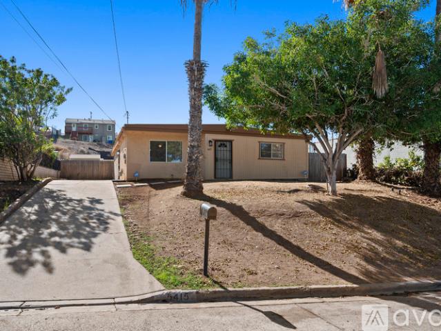 4 BR, 2 BA Apartment 5415 Lenox Drive, San Diego, CA 92114