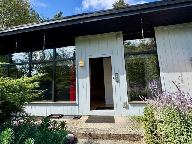 4 BR, 2 BA Apartment 5590 S Langston Rd, Seattle, WA 98178