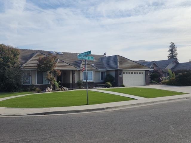 4 BR, 2 BA Apartment 5735 West Cambridge Avenue, Visalia, CA 93277