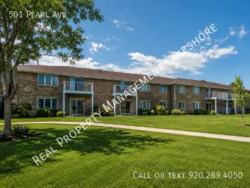 4 BR, 2 BA Apartment 501 Pearl Ave, Oshkosh, WI 54902