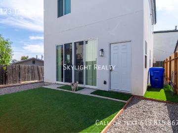 4 BR, 2 BA Apartment 5123 Tipton St, San Diego, CA 92115