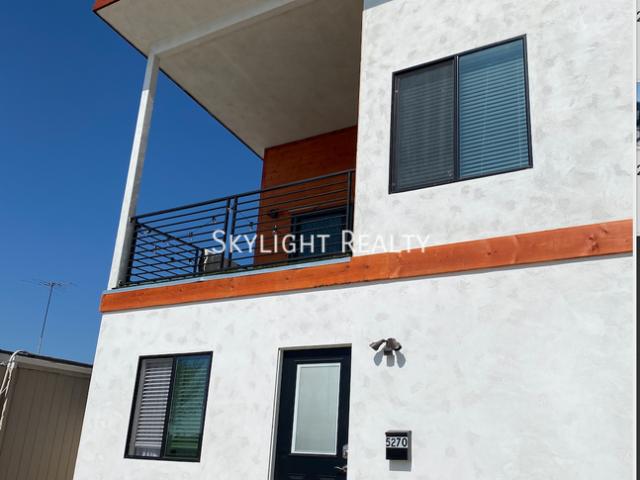 4 BR, 2 BA Apartment 5270 Manhasset Dr, San Diego, CA 92115