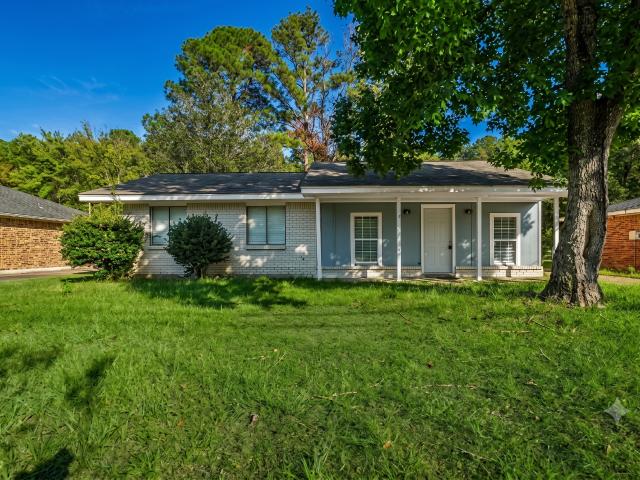 4 BR, 2 BA Apartment 6458 Pinebrook Dr, Montgomery, AL 36117