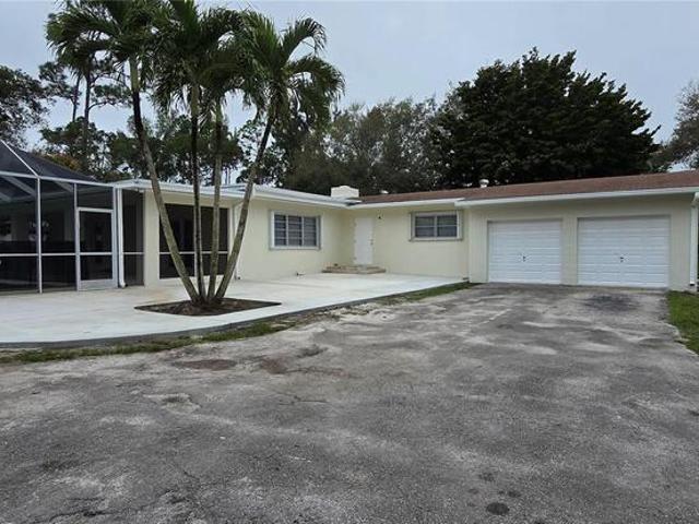 4 BR, 2 BA Apartment 6500 SW 82nd Ave, Miami, FL 33143