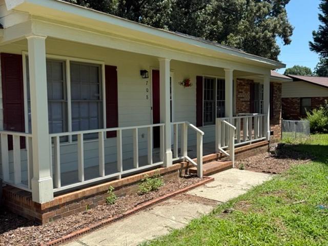 4 BR, 2 BA Apartment 6708 Seaford Dr, Fayetteville, NC 28314