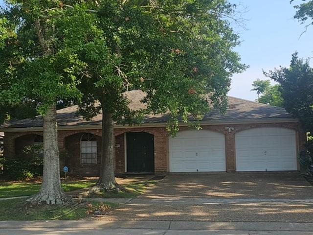 4 BR, 2 BA Apartment 67 Madrid Ave, Kenner, LA 70065